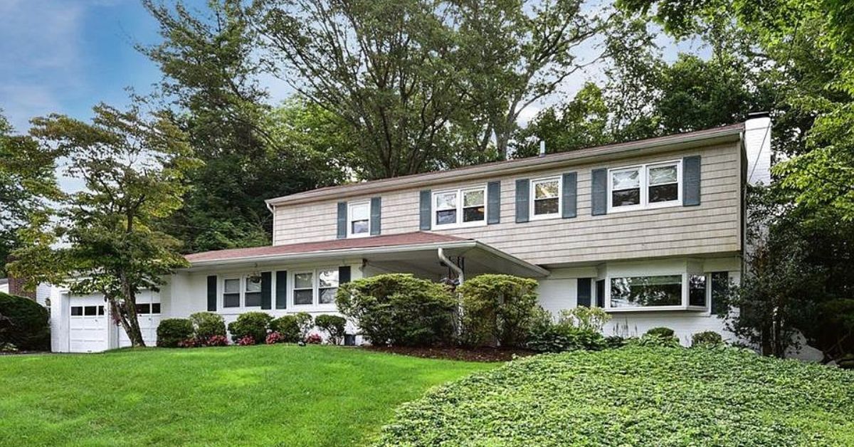 9 Woody Rd White Plains